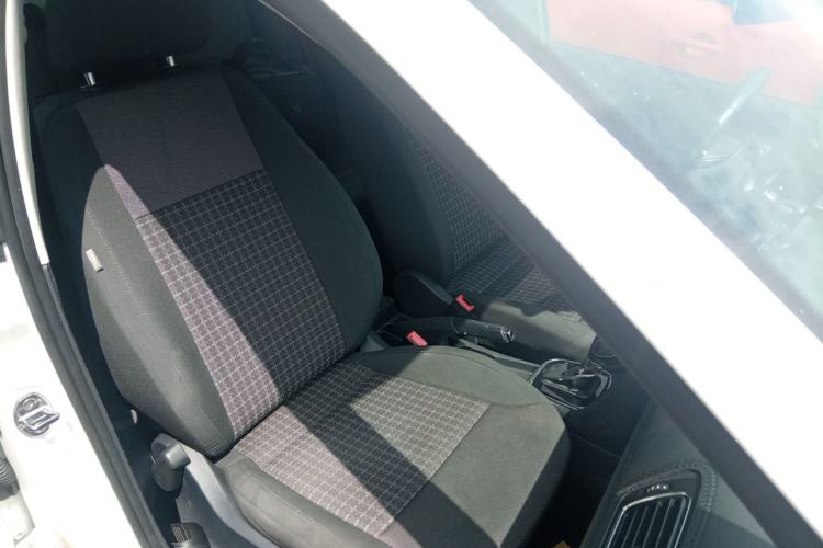 Used Volkswagen Polo 2016 1.6L Automatic Comfort Model Right Front Seat