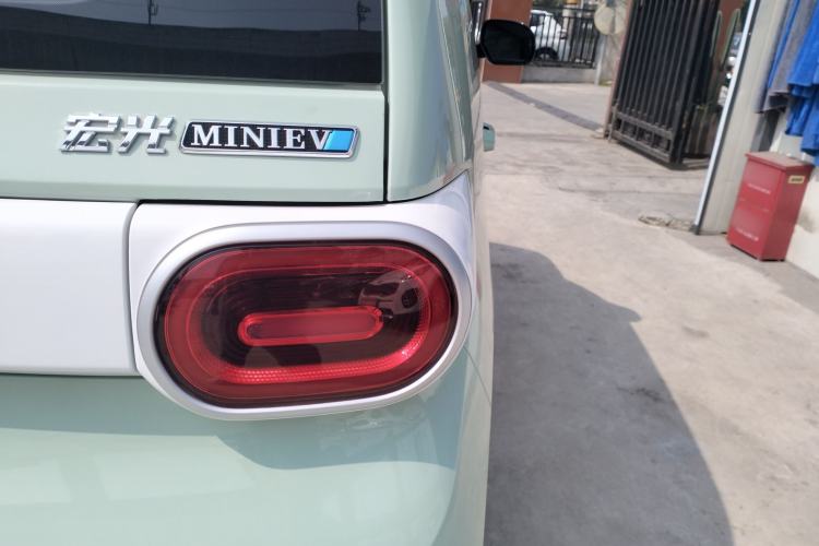 Used Wuling Hongguang MINIEV 2024 3rd Generation 215km Advanced Version
