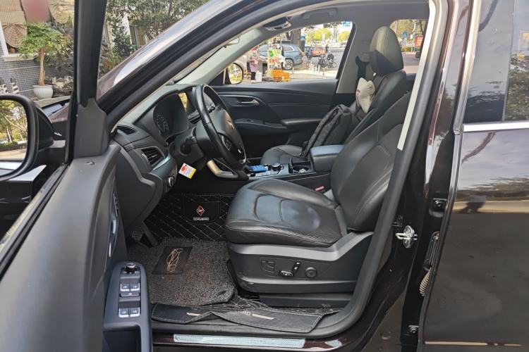 Used BORGWARD BX7 2016 28T Two-Wheel Drive Luxury Version 5 Seats