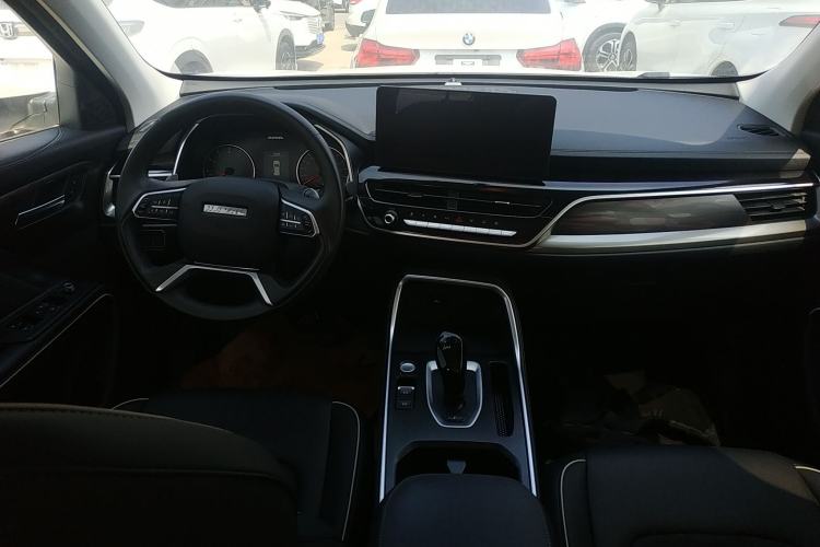 Used Haval H6 2023 National Trend Edition 1.5T Automatic Urban Version Center Console