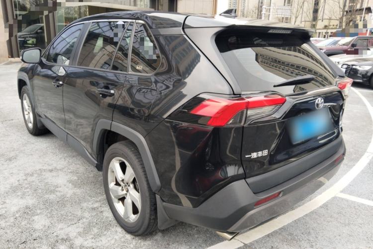 Used Toyota RAV4 2021 2.0L CVT 4x4 Trend Edition