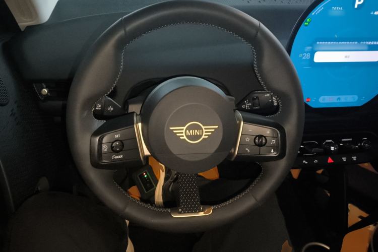 Used MINI Electric COOPER 2025 456km COOPER E Classic Style