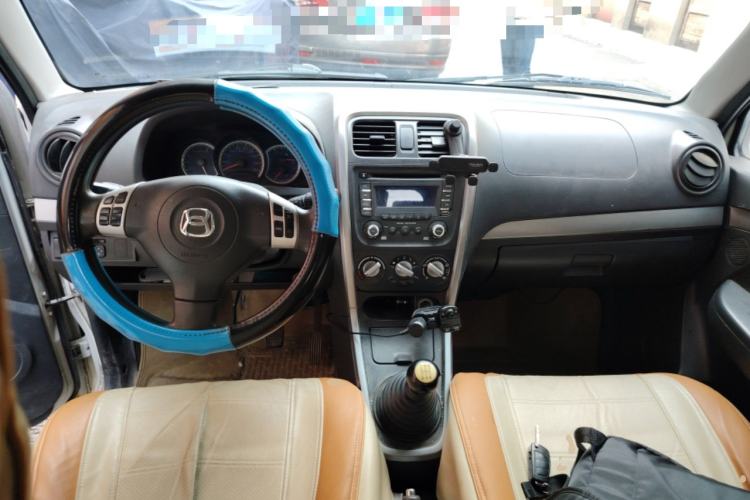 Used Suzuki Wagon R X5 2013 Revised Version 1.4L VVT Cruise Edition Center Console