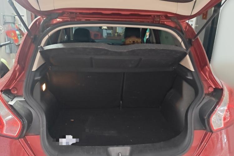Used Nissan Tiida 2011 1.6L CVT Smart Version
