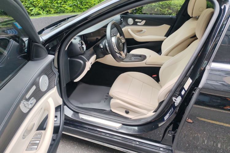 Used Mercedes-Benz E-Class 2019 Restyled E 300 L Sporty and Stylish Edition Driver Seat