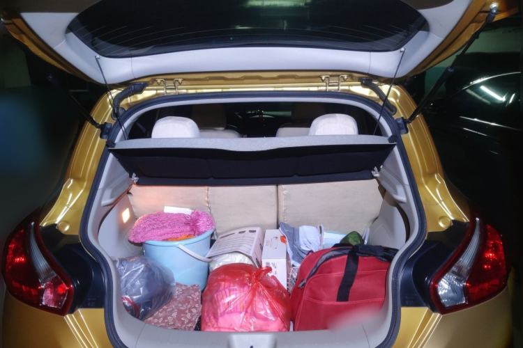 Used Nissan Tiida 2011 1.6L CVT Comfort Model Trunk