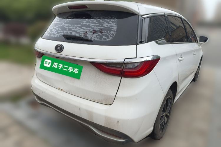 Used BYD Song MAX 2017 1.5T Manual Smart Connect Luxury 7-Seater
