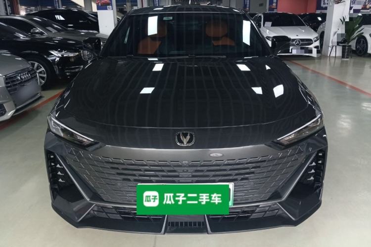 Used CHANGAN UNI-V iDD 2023 Zhidian iDD 1.5T 113km Smart & Fun Version (Rapid Edition) Front