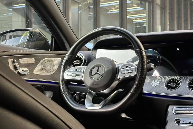 Used Mercedes-Benz CLS 2021 CLS 300 Luxury Model
