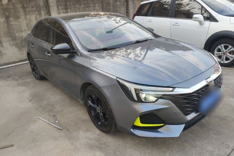 Used Roewe i6 MAX 2020 300TGI Automatic Cool & Stylish Skyroof Edition