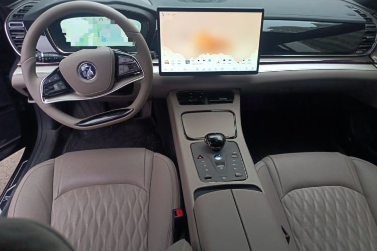 Used BYD Han 2025 DM-i 125KM Elite Model Center Console