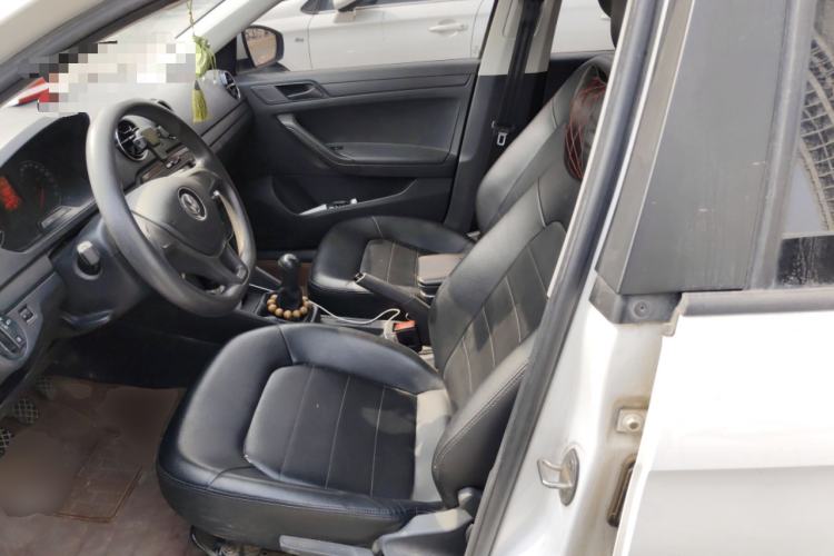 Used Volkswagen Jetta 2017 1.4L Manual Fashion Edition
