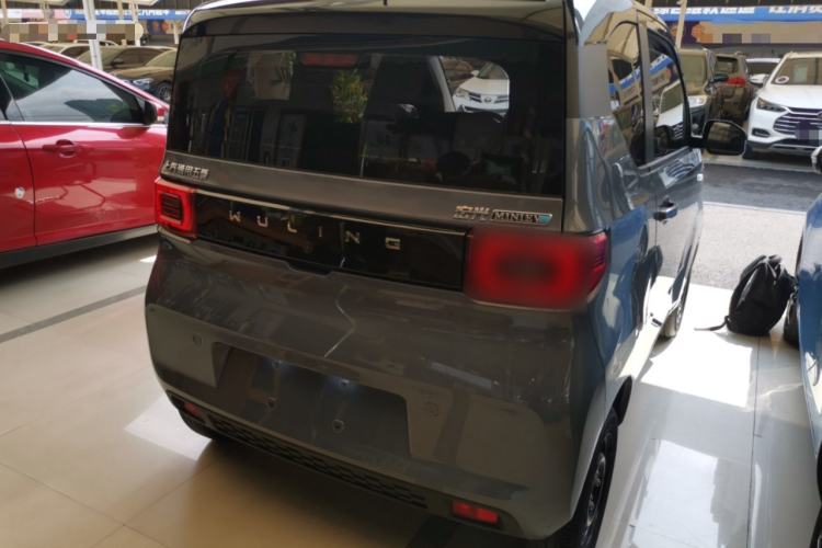 Used Wuling Hongguang MINIEV 2021 Macaron Premium Model – Lithium Iron Phosphate Rear