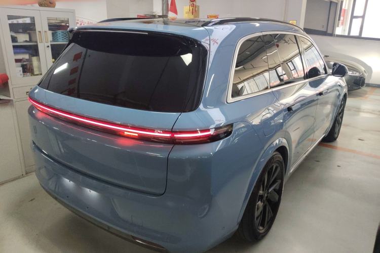 Used Li Auto L8 2023 Pro Model
