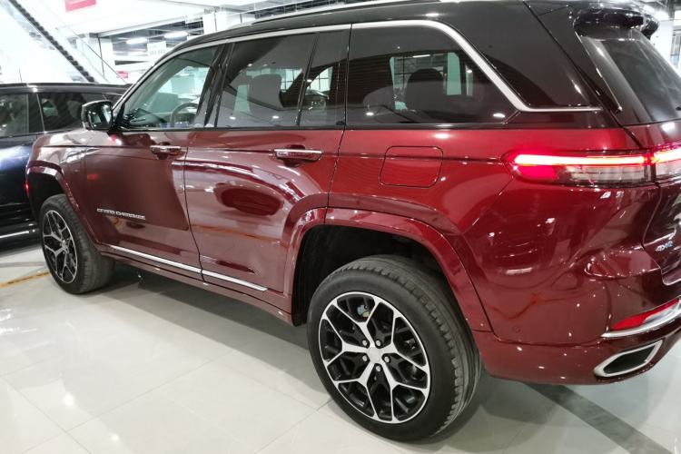 Used Jeep Grand Cherokee New Energy 2023 4xe Summit Edition