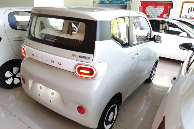 Used Wuling Hongguang MINIEV 2024 3rd Generation 215km Youth Edition