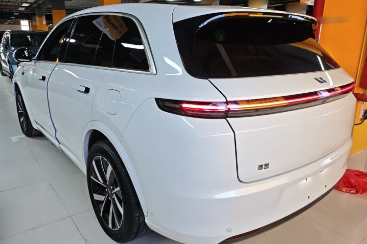 Used Li Auto L7 2023 Air model Rear Left 45 Deg