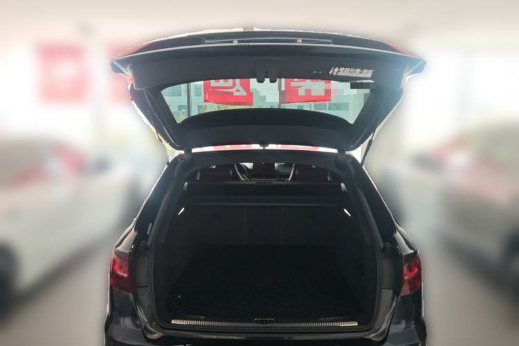 Used Audi S4 2023 S4 Avant 3.0TFSI Trunk