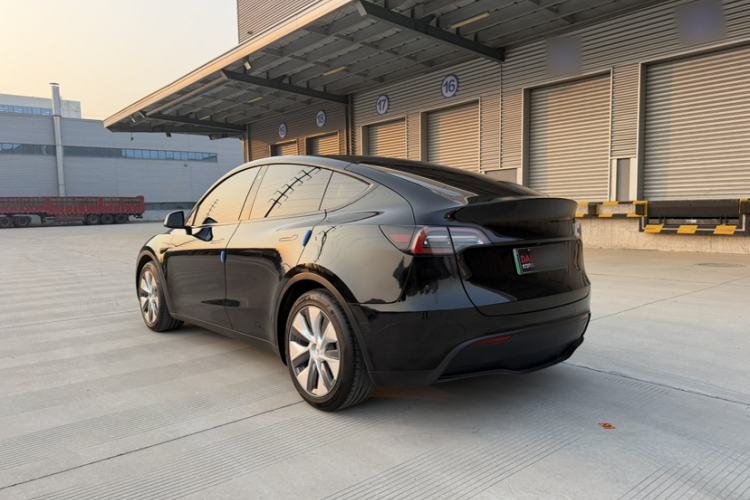 Used Tesla Model Y 2022 Rear-Wheel-Drive Version
