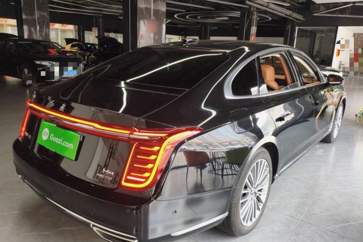 Used Hongqi H9 2022 2.0T Smart Connect Flagship Edition Rear Right 45 Deg