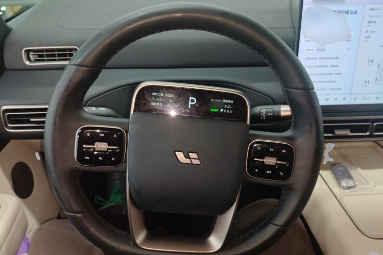 Used Li Auto MEGA 2025 Home Family Special Edition