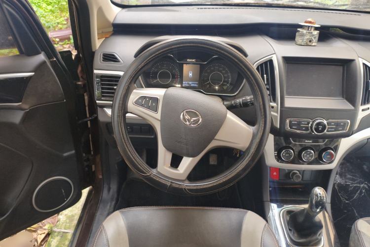 Used HYOSOW H3 2015 1.5L manual luxury version Steering Wheel