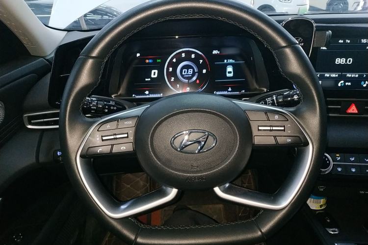 Used Hyundai Elantra 2022 1.5L CVT GLX Elite Edition
