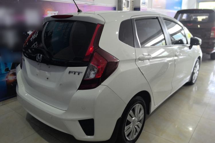 Used Honda Fit 2016 1.5L LXS CVT Comfort Sunroof Version Exterior 3