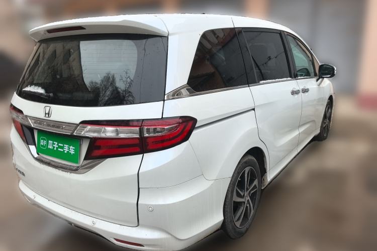 Used Honda Odyssey 2015 Revised Version 2.4L Supreme Edition
