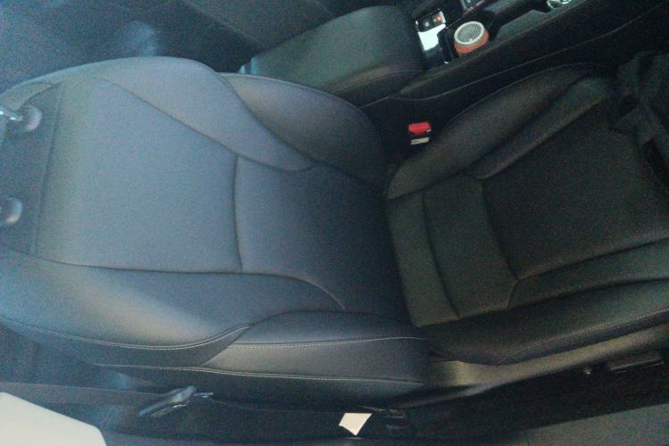 Used Honda Inspire 2023 260TURBO Deluxe Edition Right Front Seat