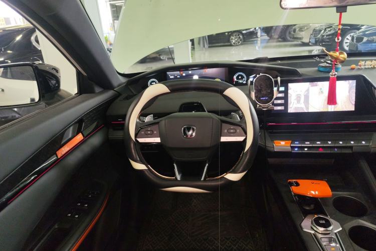 Used CHANGAN UNI-V 2023 1.5T Prestige Model Steering Wheel