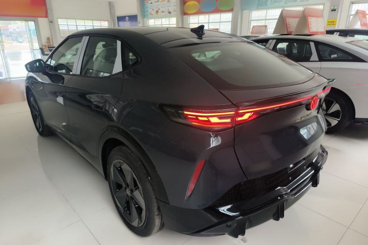 Used Volkswagen ID.UNYX 2025 Pure Model Rear Left 45 Deg