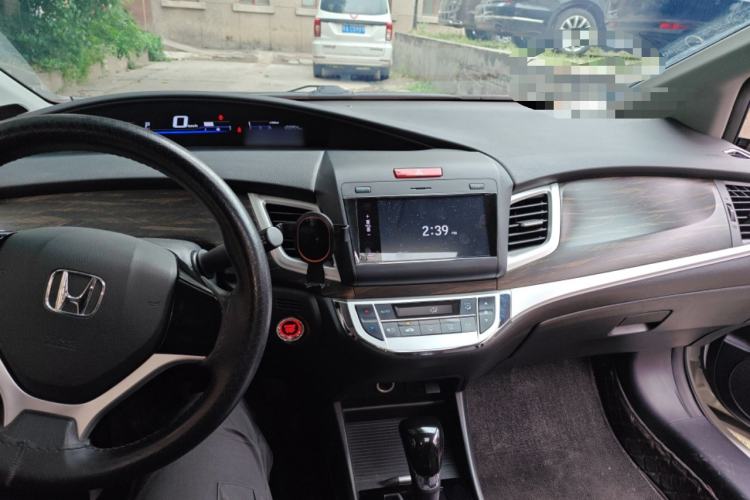 Used Honda Jade 2017 1.8L automatic Comfort version 5 seats