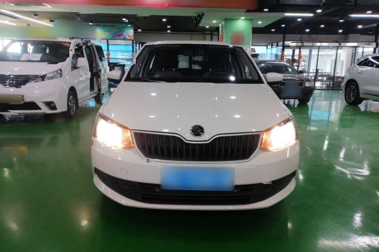 Used Skoda Fabia 2017 1.4L Automatic Car Enjoy Edition
