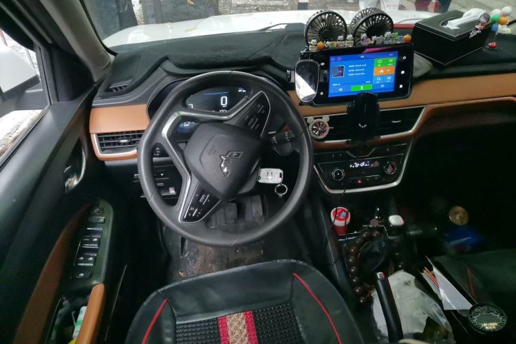 Used Wuling Hongguang S3 2018 1.5T Manual Luxury Model China V Standard
