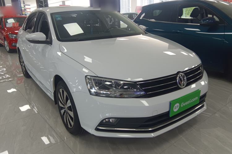 Used Volkswagen Sagitar 2018 1.6L Manual Comfort Model