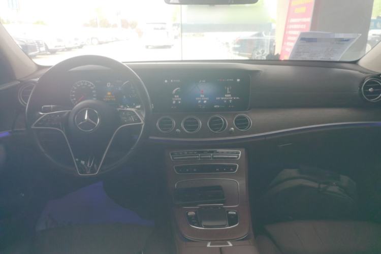 Used Mercedes-Benz E-Class 2023 E 260 L
