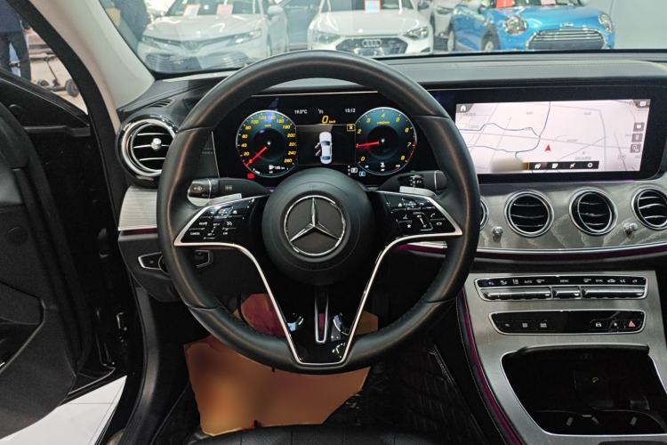 Used Mercedes-Benz E-Class 2022 E 260 L Steering Wheel
