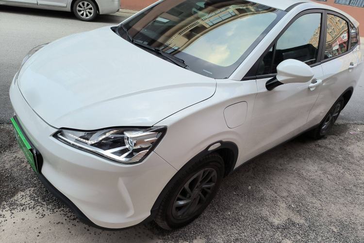 Used NETA V 2021 Standard Range Entertainment Version – Upgraded Model Left Side