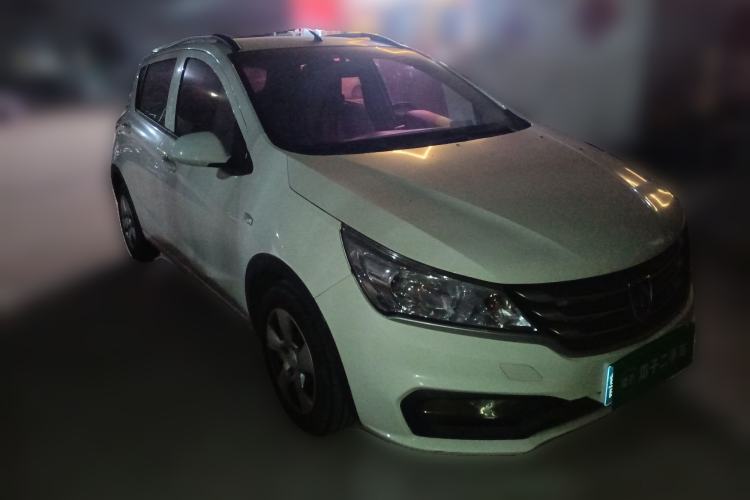 Used Baojun 310 2016 1.2L manual Comfort trim level Front Right 45 Deg