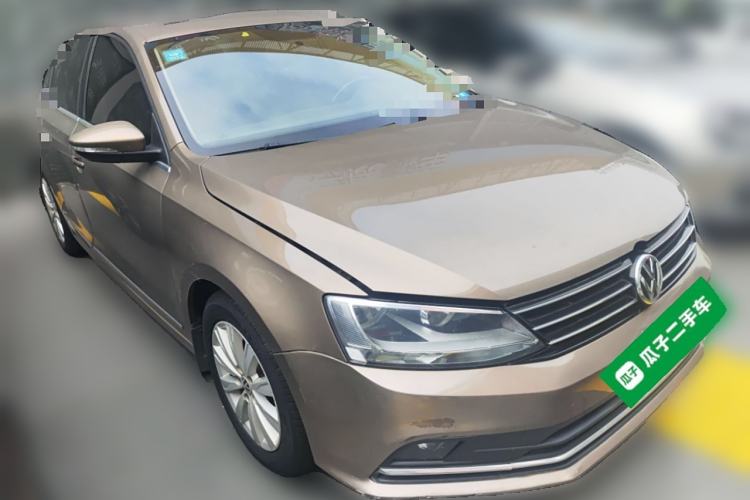 Used Volkswagen Sagitar 2015 1.6L Automatic Comfort Model Front Right 45 Deg