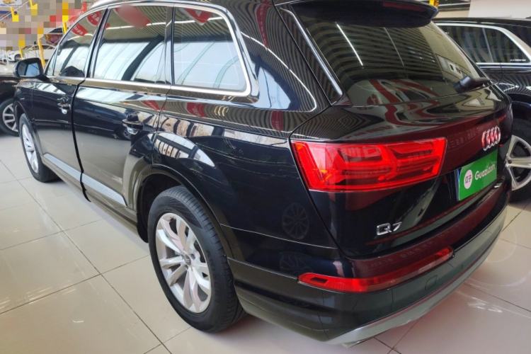 Used Audi Q7 2019 45 TFSI Comfort Model