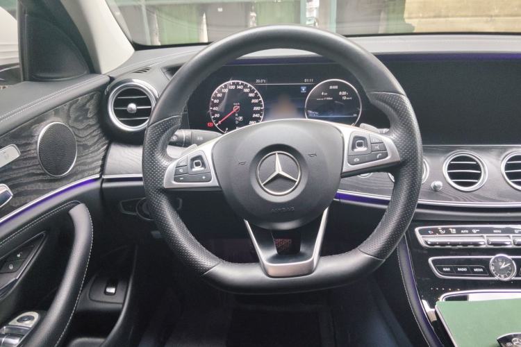 Used Mercedes-Benz E-Class 2017 E 200 L Sport 4MATIC Steering Wheel
