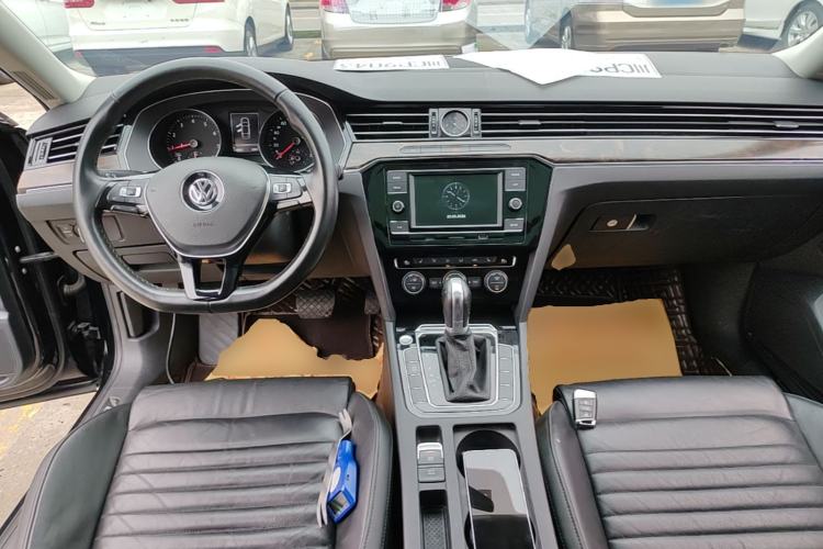 Used Volkswagen Magotan 2018 Facelift 380TSI DSG Luxury Version
