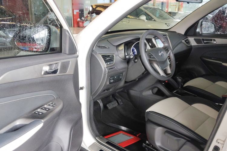 Used CHANGAN CS35 2017 1.6L Automatic Luxury Model