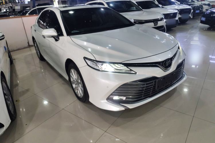 Used Toyota Camry 2019 Revised Version 2.0G Luxury Edition
