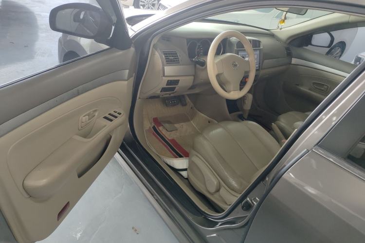 Used Nissan Sylphy 2012 Classic 1.6 XL Automatic Luxury Edition Driver Seat