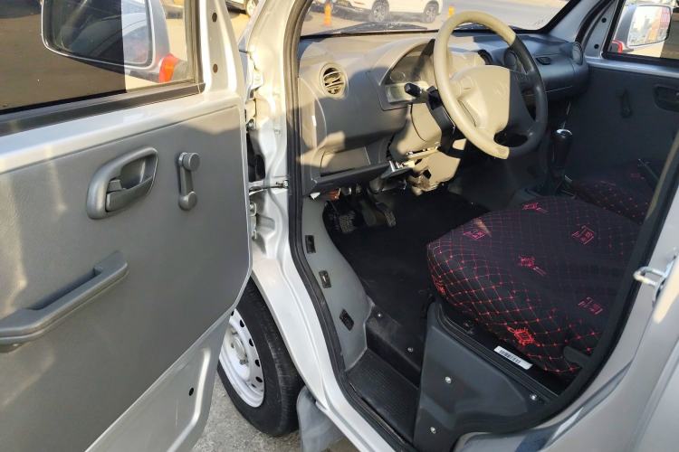 Used Dongfeng Xiaokang C32 2019 1.5L Base Version China VI Standard DK15
