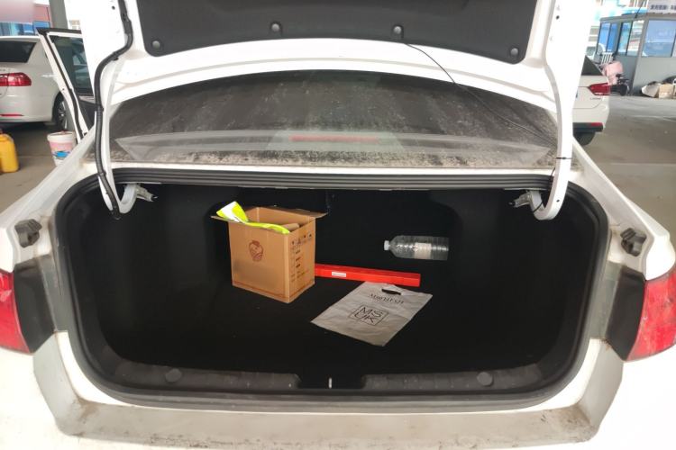 Used Livan Maple 60s 2025 Travel Edition
