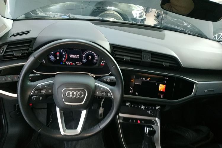 Used Audi Q3 2020 35 TFSI Ambition Style Edition
